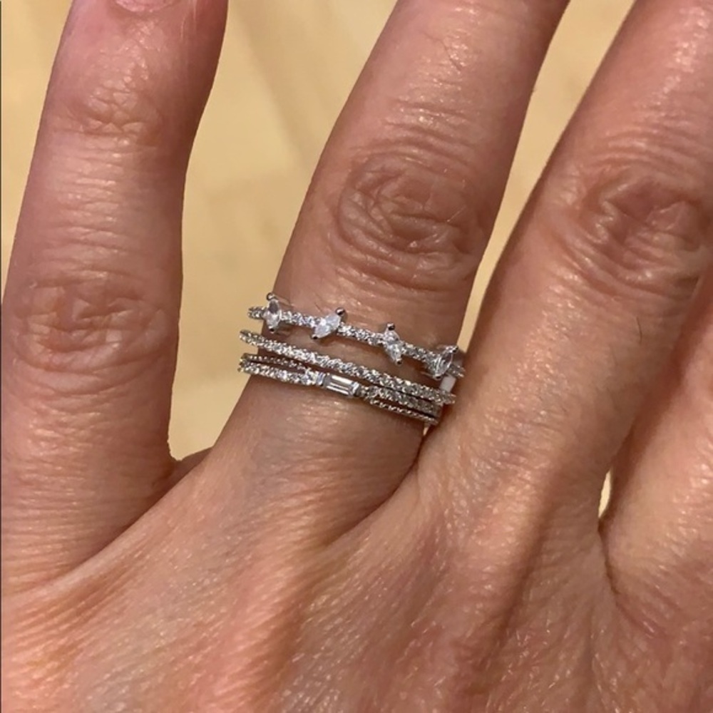 Sterling Silver Emerald CZ Dainty Band Ring size 7